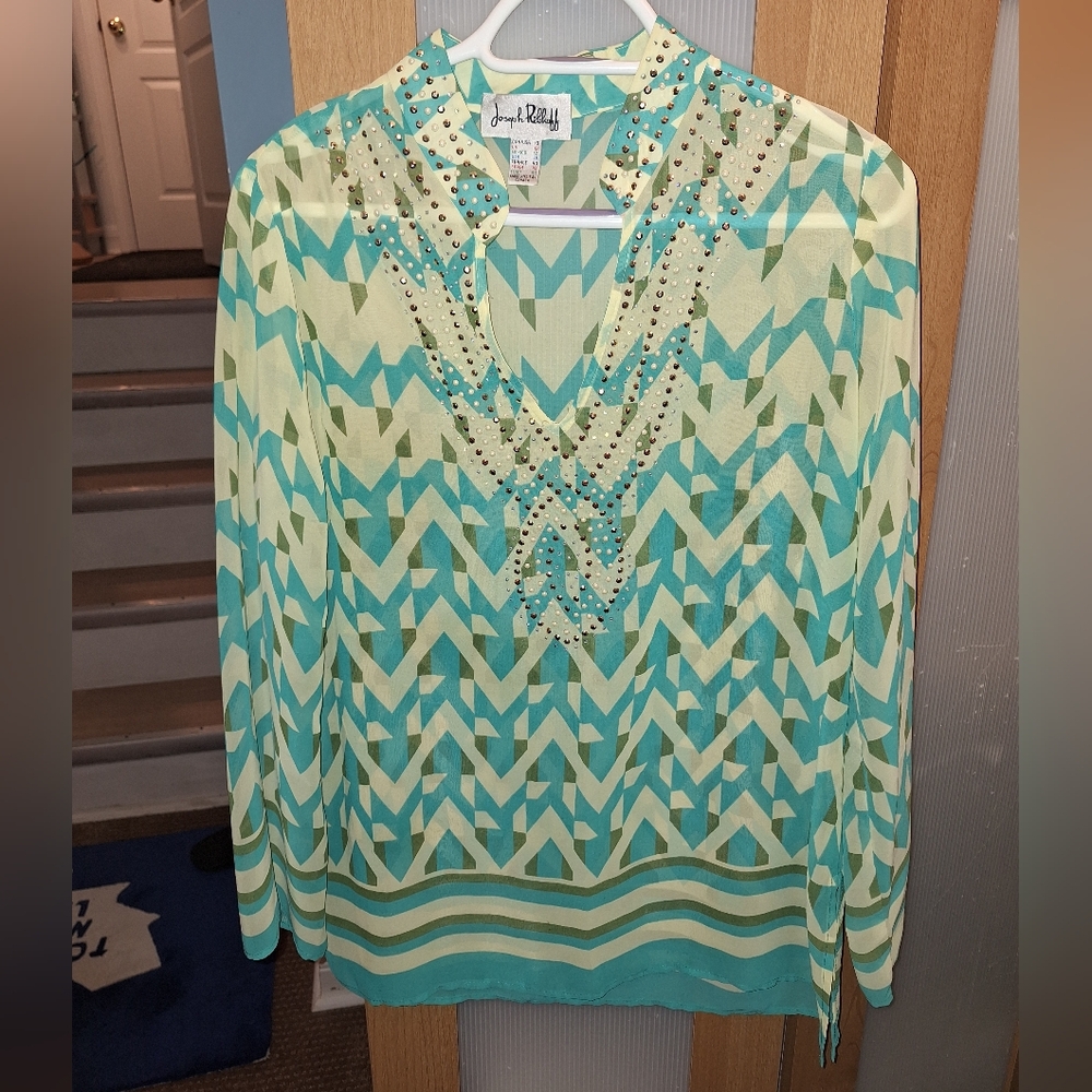 Jones New York Turquoise & Cream Beaded V-Neck Womens Top